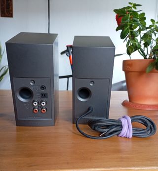 Altavoces Bose Companion 2
SOLO CAMBIO O TRUEQUE 