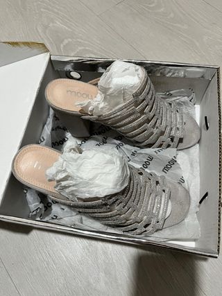 Sandalias Moom plateadas