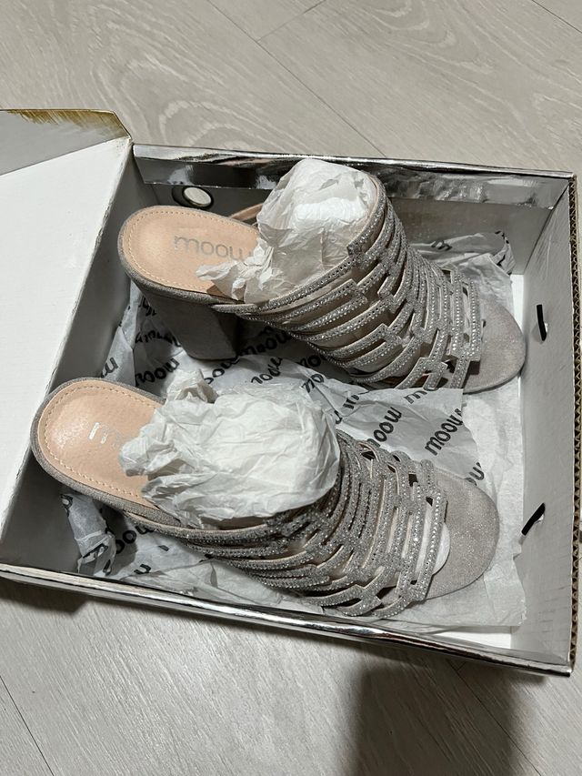 Sandalias Moom plateadas