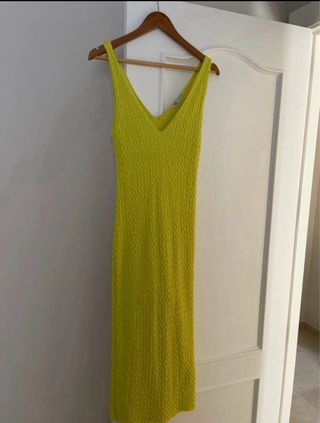 Vestido midi Zara amarillo