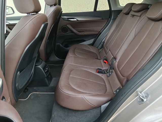 BMW X1 xDrive25e