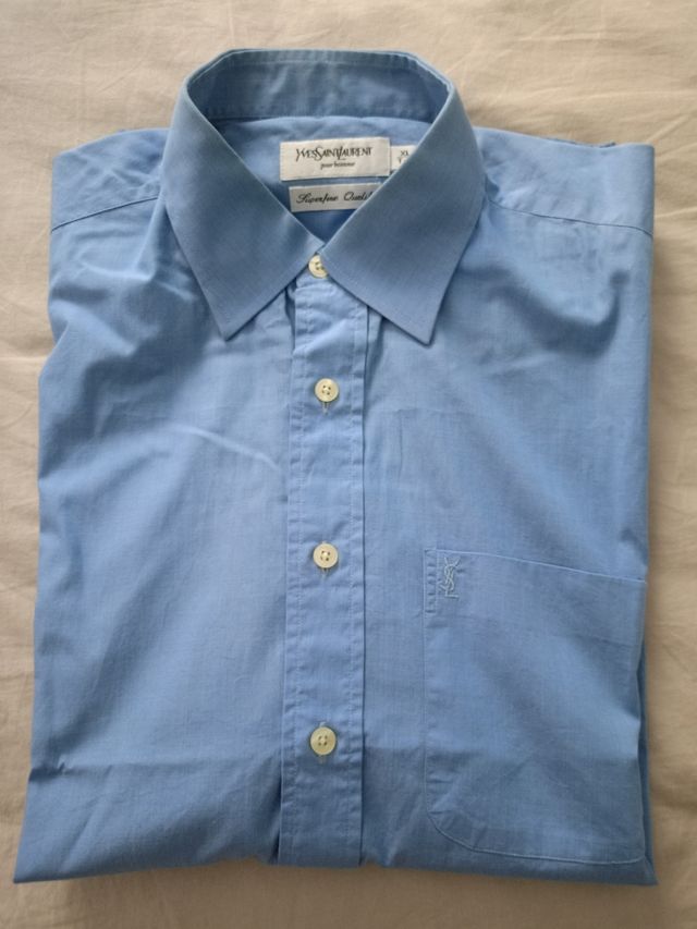 Camisa Yves Saint Laurent azul, talla XL