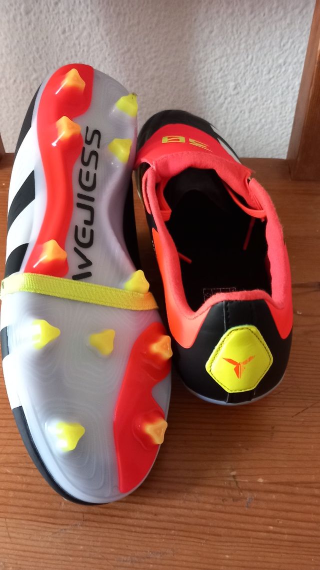 Botas fútbol niño talla 43