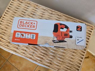 A ESTRENAR sierra de calar BLACK&DECKER 400w