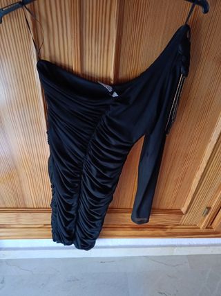 Vestido negro asimétrico manga larga M