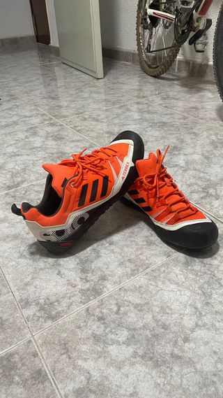 Zapatillas Adidas Swift Solo - Naranja
