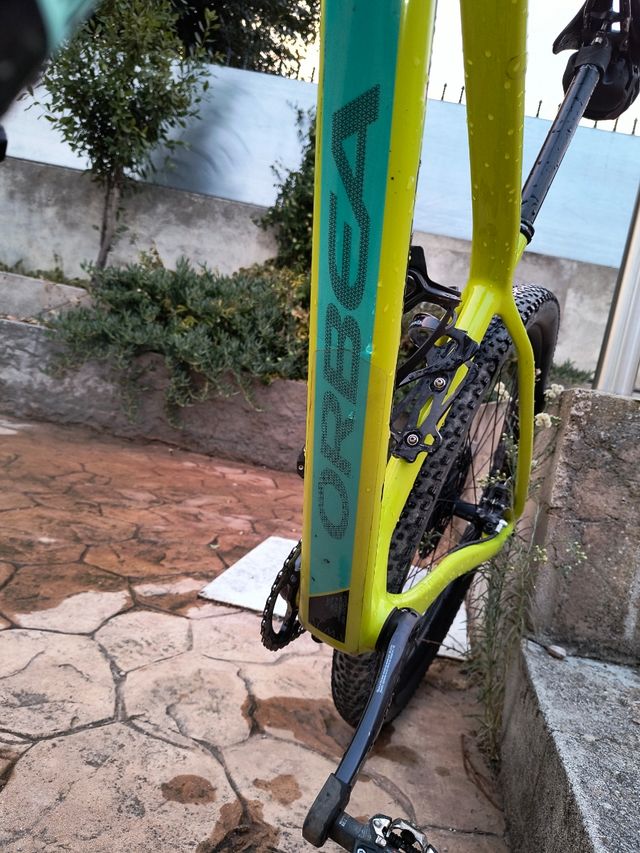 Orbea Alma M2020 carbono