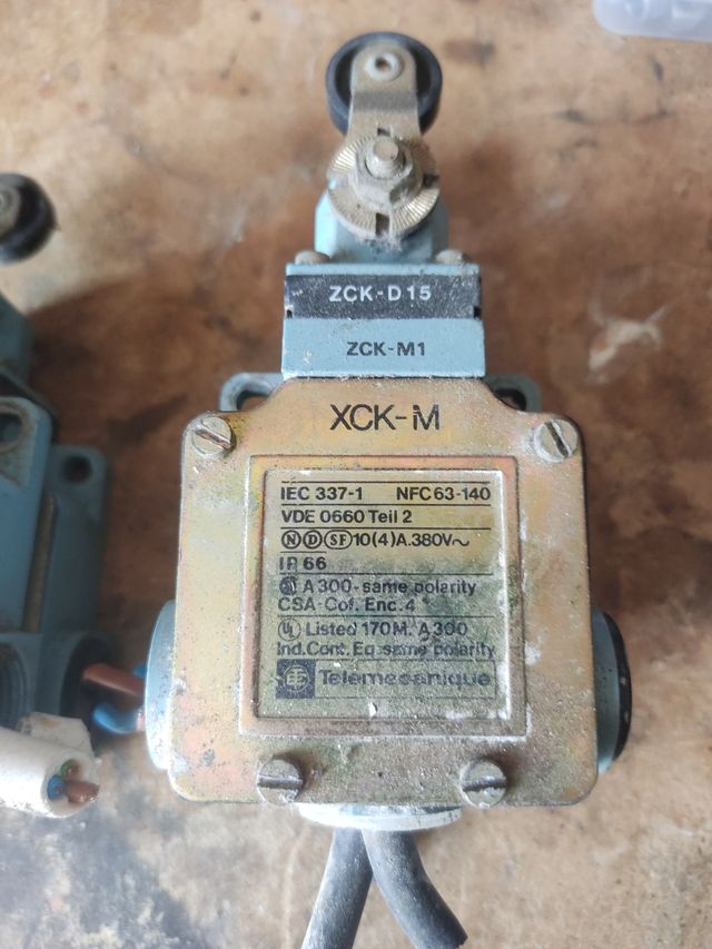 4x Interruptor Telemecanique XCK-M