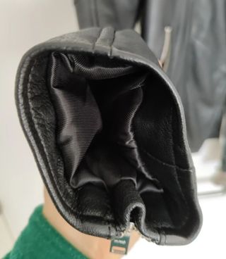 Chaqueta cuero negra Mango