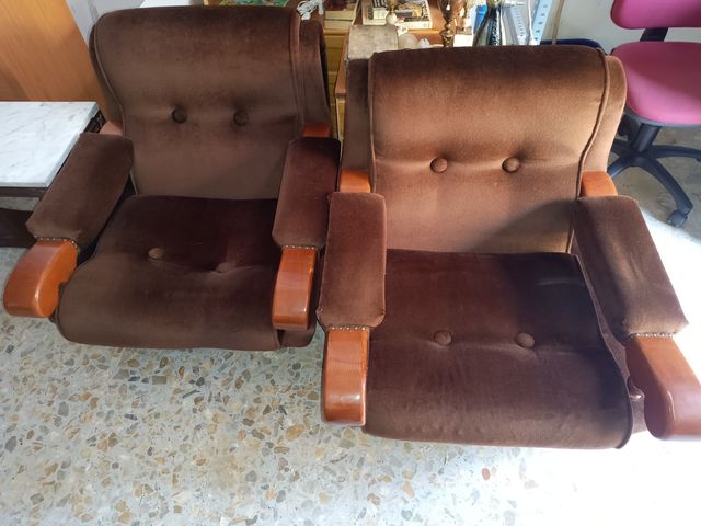 2 Sillones vintage marrón. Precio de cada uno.