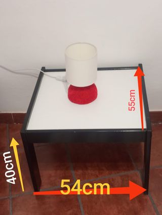 Mesita negra y blanca 54x55cm, de madera, cuadrada
