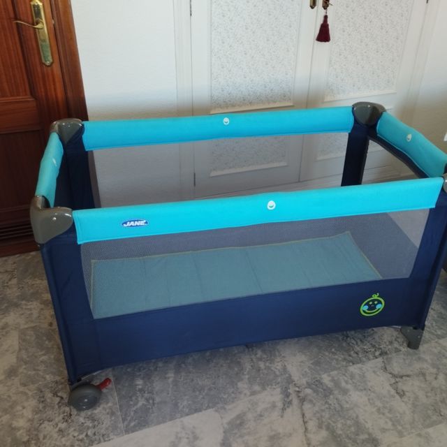 Parque cuna Jane, azul