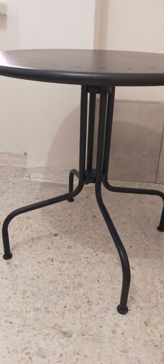 Mesa metal jardín negra