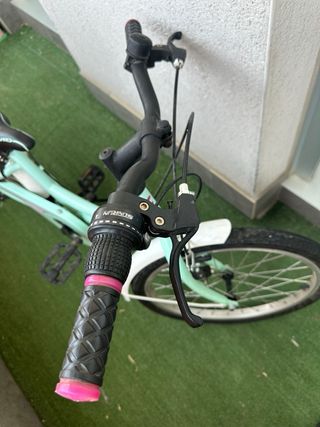 Bicicleta B-Pro 20" niña, buen estado