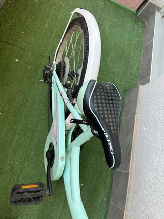 Bicicleta B-Pro 20" niña, buen estado
