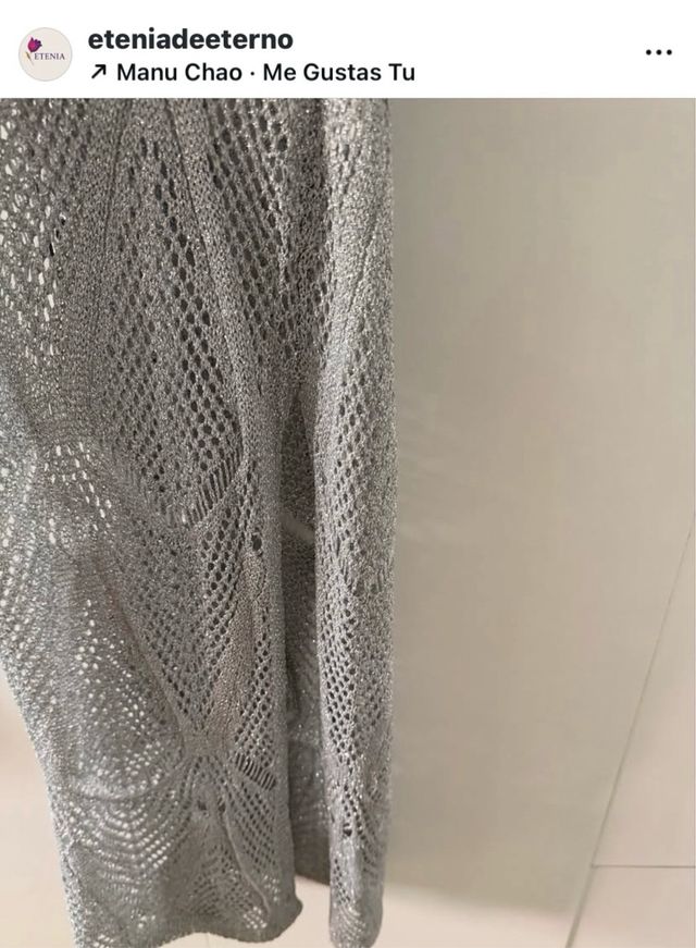 Vestido crochet plateado largo
