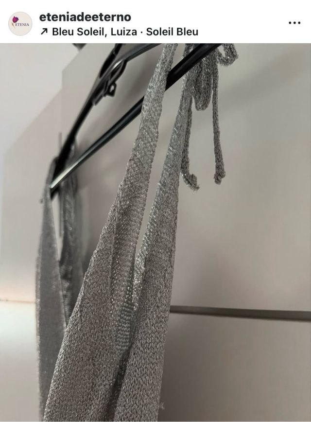 Vestido plateado brillante