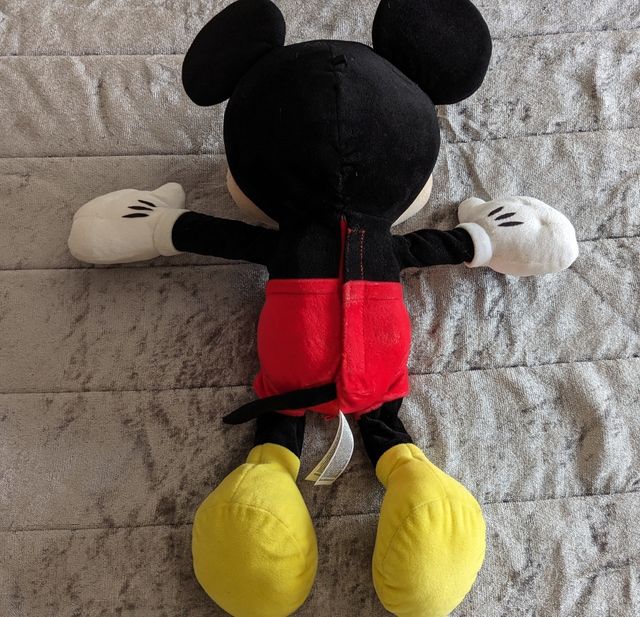 Peluche Interactivo Mickey Emociones