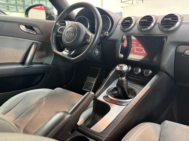 AUDI TT COUPE 1.8 TFSI S LINE EDITION