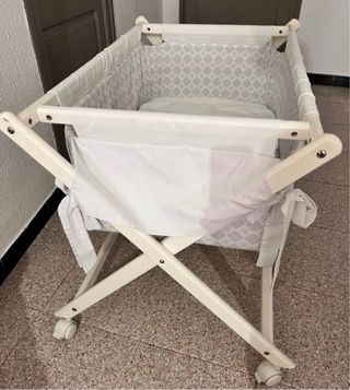 Moisés y hamaca y parque cuna todo por 50€