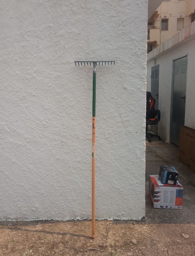 Rastrillo jardín - Invivo