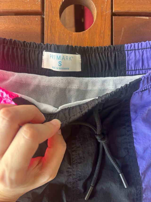 Bañador Primark retro tricolor.