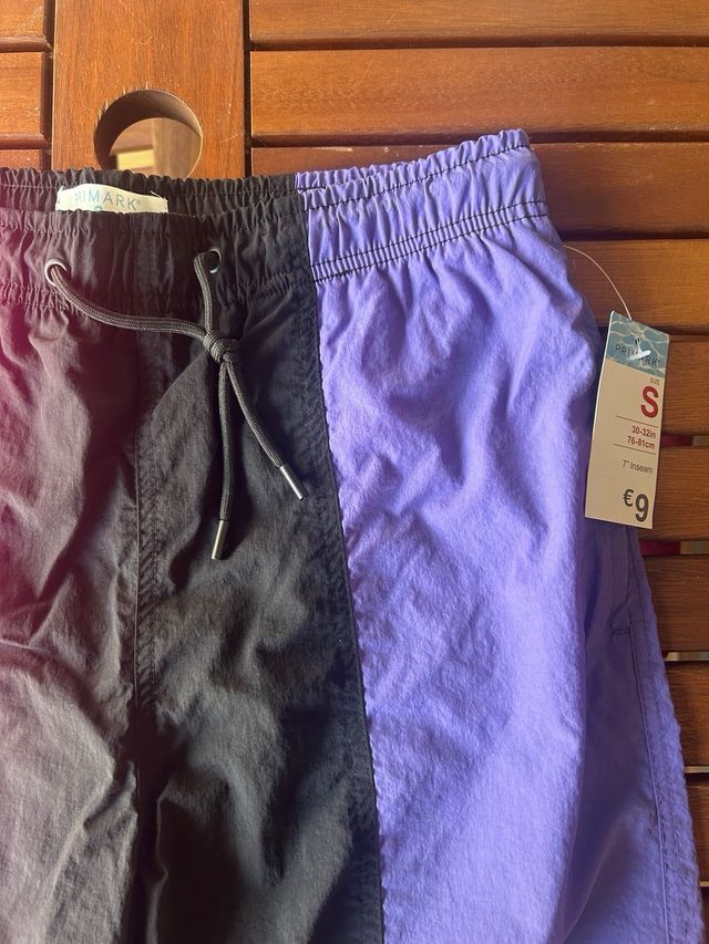 Bañador Primark retro tricolor.