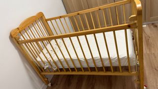 Cuna bebé madera