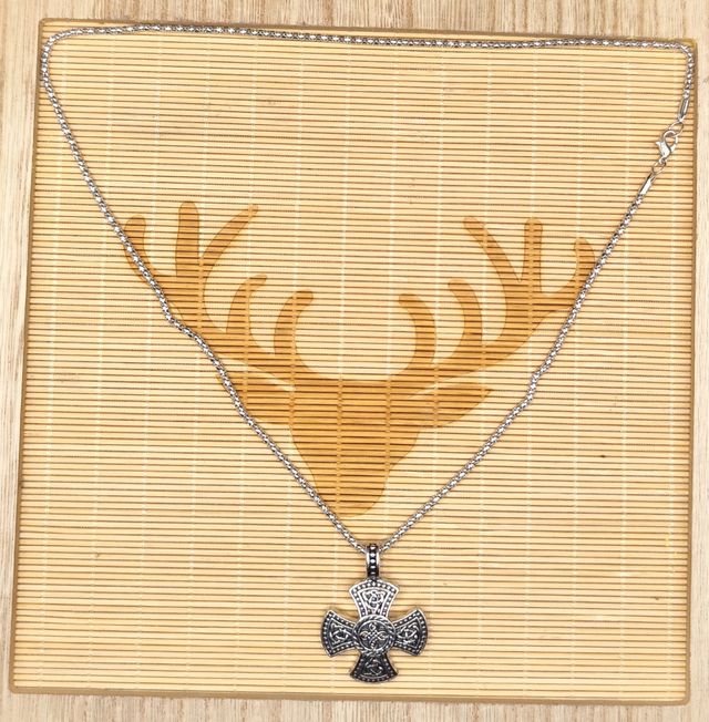 Colar Cruz Céltica - Prata Oxidada