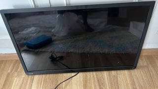 TV Toshiba 32" - Negro