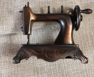 Sacapuntas antiguo Máquina Coser