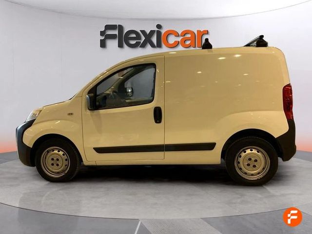 Citroën Nemo Cilindrada: 1248 cm³ Tipo de combustible: Diésel Potencia del motor de combustión: 59 kW / 80 CV