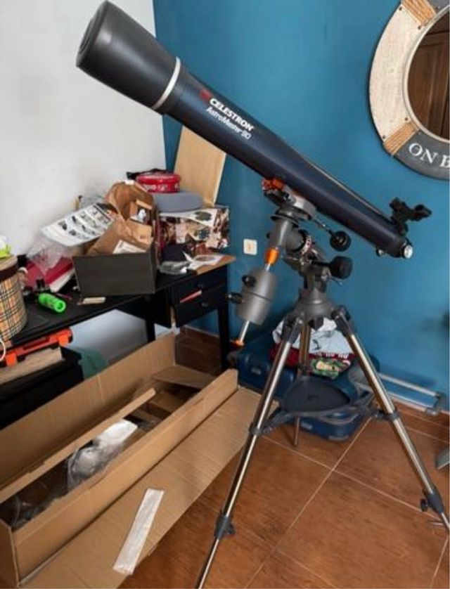 Celestron Astromaster 90EQ