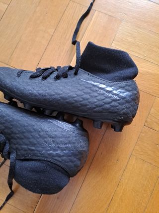 Botas Nike fútbol niño 32