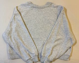 SUDADERA LEVI’S GRIS MUJER