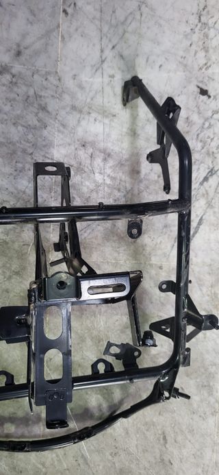 Araña Delantera Carenado Yamaha TMAX 500 (2009)