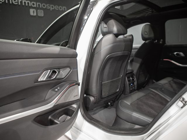 BMW 320d Touring xDrive M-Sport