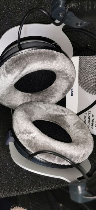 Beyerdynamic DT 880 Premium
32 Ohms 