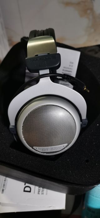 Beyerdynamic DT 880 Premium
32 Ohms 