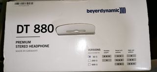 Beyerdynamic DT 880 Premium
32 Ohms 