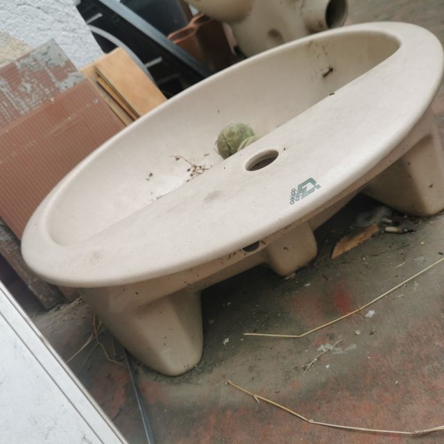 Lavabo, vater y bidet nuevos Cerámica Greco