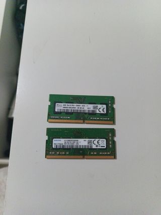 RAM DDR4 8GB (2x4GB) - SK hynix, Samsung