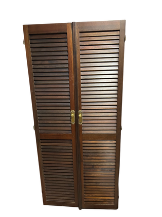 Puertas madera clásicas