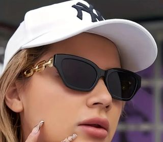 Gafas de sol estilo cadena beige