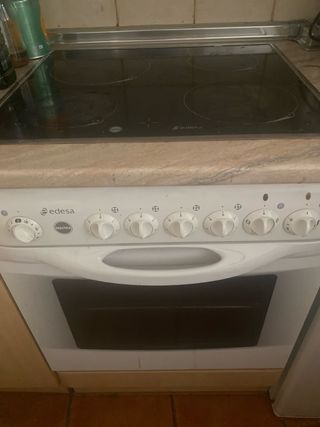 Horno y vitroceramica Edessa Práctica