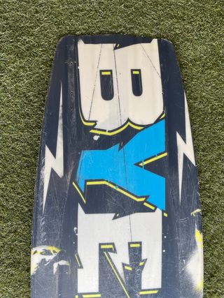 TABLA WAKEBOARD JOB BYERLY 141CM