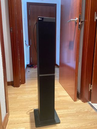 Torre sonido LG negra - Poco uso