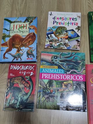 Lote libros de dinosaurios y animales prehistórico