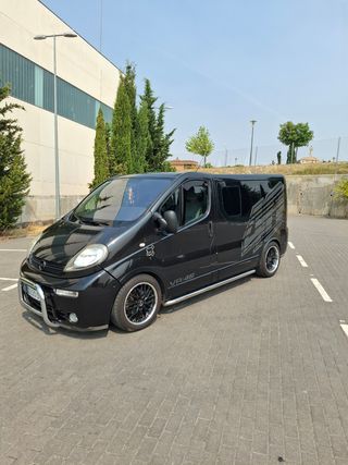Opel Vivaro 2006