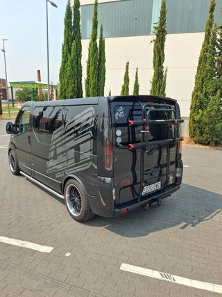 Opel Vivaro 2006